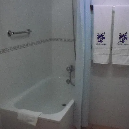 Herberg Fuente El Hayedo *